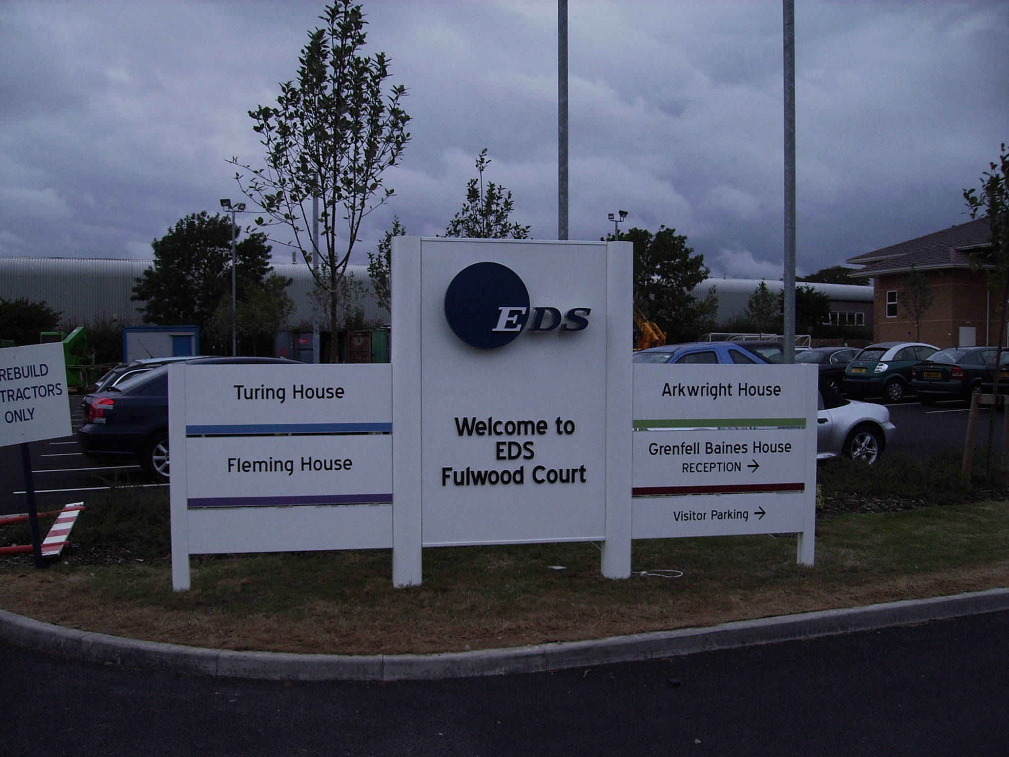 entrance post signage 