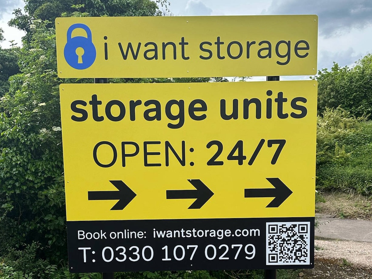 exterior post signage 