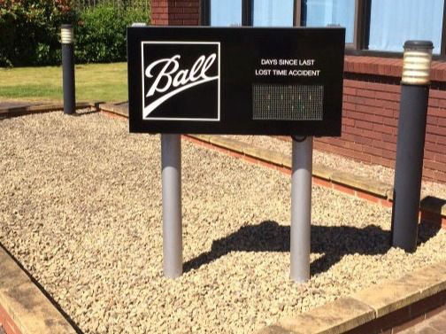 digital post warehouse signage